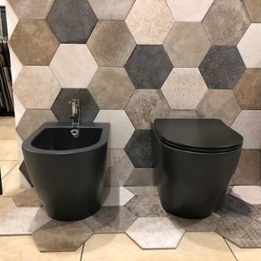 Image of Coppia di Sanitari WC e Bidet a Terra Filo Muro in Ceramica 56.5x36.5x41 cm Round Nero
